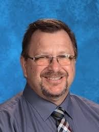 Daniel Guse's Instagram, Twitter & Facebook