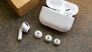 Airpods pro are wireless bluetooth earbuds designed by apple, initially released on october 30, 2019. Es Konnte Dieses Jahr Neue True Wireless Kopfhorer Von Apple Geben Die Airpods Pro Lite Techradar