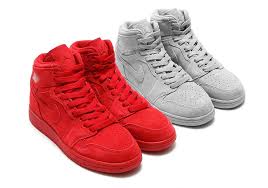 Air Jordan 1 Retro High Bg 705300 031 Sneakernews Com Air Jordans All Red Sneakers Sneakers