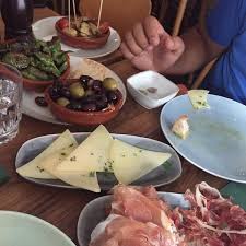 Tapas bar zwischen maxvorstadt und schwabing Photos At Bodeguita Tapas Restaurant In Munich