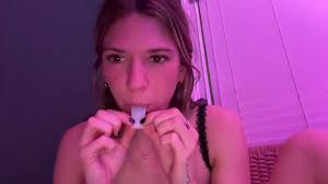 Oliviahansleyy Hot Porn Video [Chaturbate] - feet, bigass, natural, young,  blonde