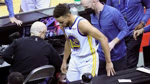 The oldest son of former nba player dell curry. Stephen Curry Injury Update Warriors Star Expected To Be Ok After Scary Sideline Fall Sporting News