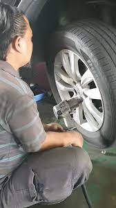 Kalau saya buka kereta dengan kunci manual, mesti alarm berbunyi. Colleens Auto Kak Waktu Saya Pusing Steering Kereta