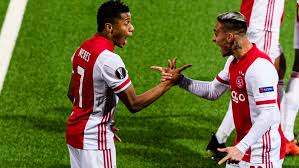 Starting off, david neres campos was born on the 3rd day of march 1997 at perus in sao paulo, brazil. David Neres Bringt Ajax In Bern Fruh Auf Kurs Kicker