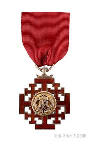 Ehrenmedaille der bundeswehr (medal of honour), for exemplary service and meritorious service over 7 months or exemplary achievements. The Bundeswehr Cross Of Honour For Valour German Medals Post Ww2