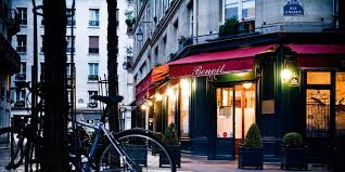 Traditional French Cuisine And Know By Michelin Restaurant Benoit Paris Restaurant Paris Cadeau Noel Homme Michelin Star