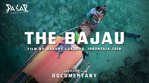 Ciri khas kehidupan masyarakat suku bajo terkenal lewat banyak media, karena sebenarnya mereka bukanlah suku asli indonesia tetapi dari filipina. The Bajau Problematika Suku Pengembara Lautan Identitas Unhas