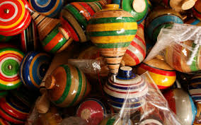 Sin embargo, estos juguetes tienen dos características en común. Juegos Tradicionales Mexicanos Para Divertirse En La Cuarentena Mexico Desconocido