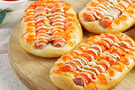 Hingga saat ini, holland bakery memiliki lebih dari 200 gerai di seluruh indonesia yang tersebar di jakarta, bandung, surabaya, lampung, batam, pekanbaru, makassar, bali, balikpapan, samarinda dan manado. 15 Toko Roti Di Semarang Ada Dyriana Bakery Buka Sejak 1986 Halaman All Kompas Com