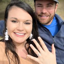 Kim Sapp and Tyler Bragg's Wedding Website