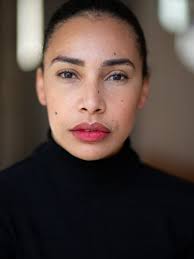 Gwenaelle ADON • Comédienne • Télévision