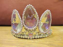 Connect with us on twitter. Diy Rapunzel Tiara 9 Steps With Pictures Instructables
