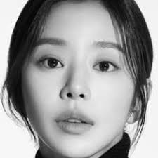 이주빈 — The Movie Database (TMDB)