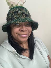 Created a green and camouflage bucket hat!