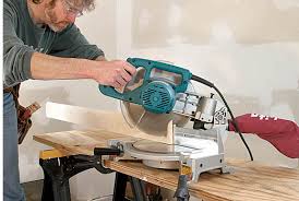 Trim the railing with a coping saw keeping the molding steady in a vise. Coping Moldings Fine Homebuilding