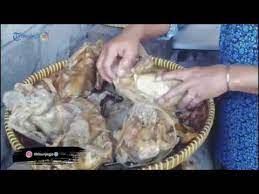 Makanan khas ini adalah salah satu yang paling enggak boleh dilewatkan saat liburan ke bali, apalagi buat. Proses Pembuatan Ingkung Kuali Khas Pajangan Bantul By Tribun Jogja Official