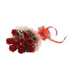 One type of flower, no additional foliage. 90 Off On Floraindia 10 Red Rose Bunch With Cellophane Packing Fresh Flowers Bunch Of 10 On Amazon Paisawapas Com