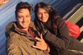 Video lancar bisma k4get melihat wuujud asli krishn4 mahabarata bahasa indonesia. Bikin Iri Ini 5 Potret Kemesraan Saurabh Raj Jain Dan Istri Matamata Com