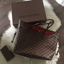 Louis Vuitton Neverfull Mm Damier Redesigned Interior With Louis Vuitton Archive Details Louis Vuitton Travel Bags Louis Vuitton Vintage Louis Vuitton Handbags