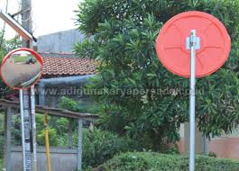 Kegunaan Cermin Tikungan Lalulintas Adiguna Karya Persada