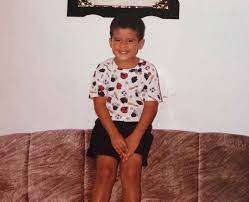 As described by a rolling stone article, bad bunny sings and raps with a conversational tone, employing a low, slurry tone, viscous melodies and a rapper's. Bad Bunny 23 Facts About The Rapper You Probably Never Knew Popbuzz