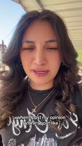 Nicole Stockton's Instagram, Twitter & Facebook