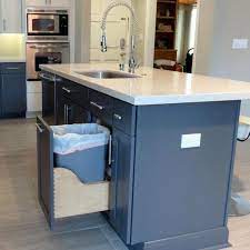 Maybe you would like to learn more about one of these? This Fabulous Kitchen Island Is A Workhorse It Features A Dishwasher Si Modern Kitchen Island Kitchen Remodel Small Kitchen Island With Sink And Dishwasher