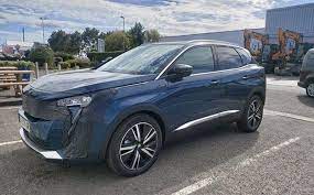 El peugeot 3008 2021 llegó al mercado a finales de 2020 para sustituir al suv compacto lanzado en 2017. Premiere Sortie Camouflee Pour Le Peugeot 3008 Restyle L Automobile Magazine