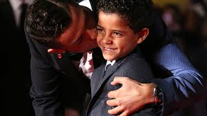 Lw 7 cristiano ronaldo (c). Cristiano Ronaldos Sohn Schiesst Beim Debut Vier Tore Oe3 Orf At