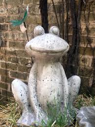 Dont forget to subscribe to our newsletter for all the current discounts and free offers. Yard Art Wisconsin Artists Garden Stores Offer Colorful Lawn Decor