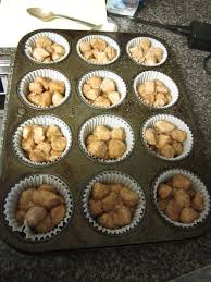 Monkey Bread Muffins Yum Have To Try This When I Make One In A Bundt Pan The Center Never Cooks As Fast As The Outside Problem Solved Cuisine