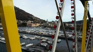 La lombardia passa in zona gialla il 7 e l'8 gennaio prima di diventare zona arancione nel weekend di sabato 9 e domenica 10, così come il ecco cosa cambia per negozi e spostamenti in lombardia. 2svqo4t5gisubm