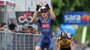Browse 858 wouter weylandt stock photos and images available, or start a new search to explore more stock photos and images. Hkci041bknwytm