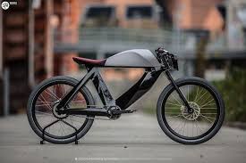 Spa Bicicletto E Bike Prototyp Aus Carbon Von Italienischem Autozulieferer Fahrrad Design Fahrraddesign Radfahren
