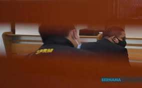 Urusan di jabatan pendaftaran negara hendaklah melalui permohonan janji temu sepanjang pkpp. Bernama Penolong Pengurus Paip Tak Mengaku Terima Wang Tunai Rm16 000