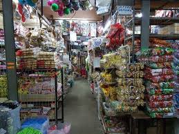 Pasar ini ibarat pasar besar kedai payang kalau korang selalu ke kuala terengganu. Pasar Siti Khadijah Percutian Bajet