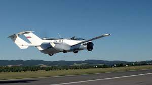 It was distinguished from other types of cars that drove on the ground, without any antigravs, and also from the hovercar. Luftfahrt Flugauto Aircar Absolviert Erfolgreichen Testflug Golem De