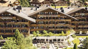 Gstaad'ın asaletine yakışır etkinlikler yıl boyu sürüyor, seyahatinizi bu etkinliklerden birisine denk getirmenizi tavsiye ederiz: Gstaad Connoisseur Circle Destinationen Im Check