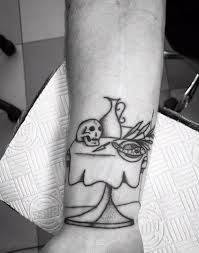 Quirky Fine Line Minimal Table Tattoo By Mabe At Scratchline Tattoo In Kentish Town London Hand Tattoos Tattoos London Tattoo