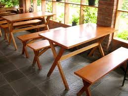 › bangku kayu minimalis untuk bersantai di ruang tamu. ãƒ„ 15 Model Harga Meja Kursi Cafe Warung Kopi Indoor Outdoor Terbaru