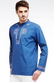 Banyak brand lokal yang memanfaatkan momen untuk meluncurkan koleksi khusus hari raya. Berbagai Desain Baju Koko Terbaru Fashionities Com