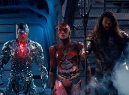He has two interchangeable faces, two weapons that can be mounted to his arm, a shield and a mother box, and a stand too. Justice League Aquaman Cyborg And The Flash Teaser Trailer