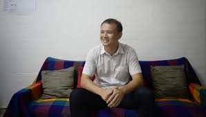 That satisfying job switch of becoming a social worker