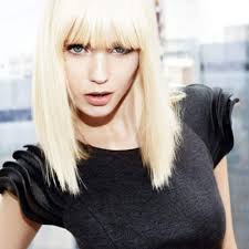 This could be my gettin too old for long hair hair!!! Amazon Com Queentas Yaki Bob Platinum Blonde Bob Wig With Bangs For Black White Women Medium Length Straight Synthetic Hair Platinum Blonde Bob Beauty