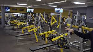 Chuze Fitness Tour - Youtube