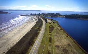 The Best Secluded Beaches In The U S Secluded Beach Vacations Secluded Beach Hidden Beach