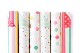 Umumnya, kertas kado dimanfaatkan sebagai pembungkus hadiah agar nampak lebih cantik saat diberikan pada seseorang. 7 Cara Membuat Amplop Lebaran Sederhana Tokopedia Blog