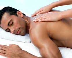 Ep'ils est la première adresse beauté grand public et 100% masculine à proposer une offre complète de prestations pour prendre soin des hommes de la tête aux pieds. Soins Corps Homme Institut De Beaute Sunso Day Spa Paris