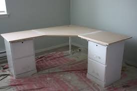 Corner Desk Made Using A Simple Corner Table Top And Two Filing Cabinets Beingbrook Diy Computer Desk Diy Desk Decor Diy Corner Desk