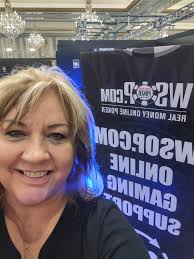 Vegas poker tournament tips for casual players